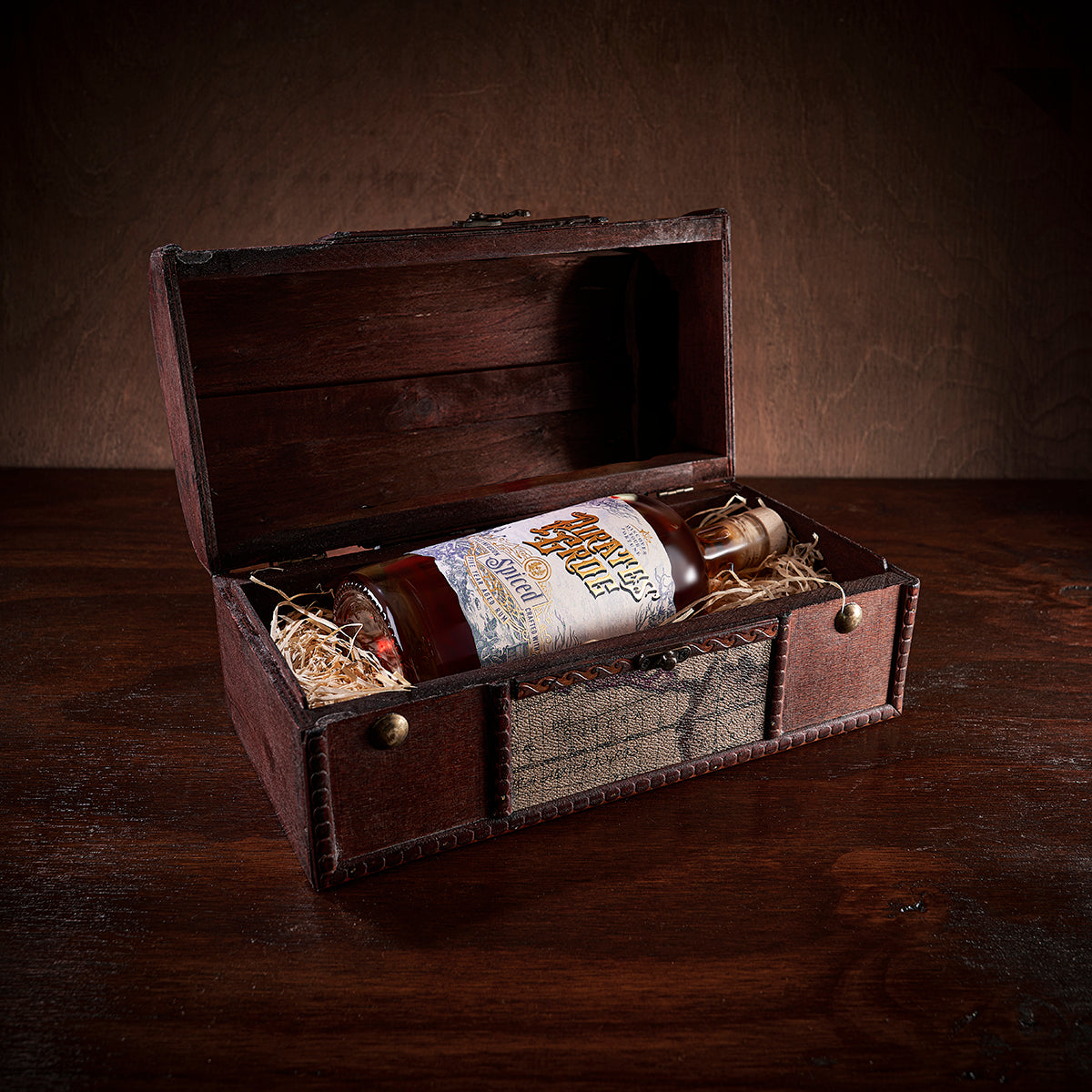 Pirate's Grog - Spiced Rum Gift Chest